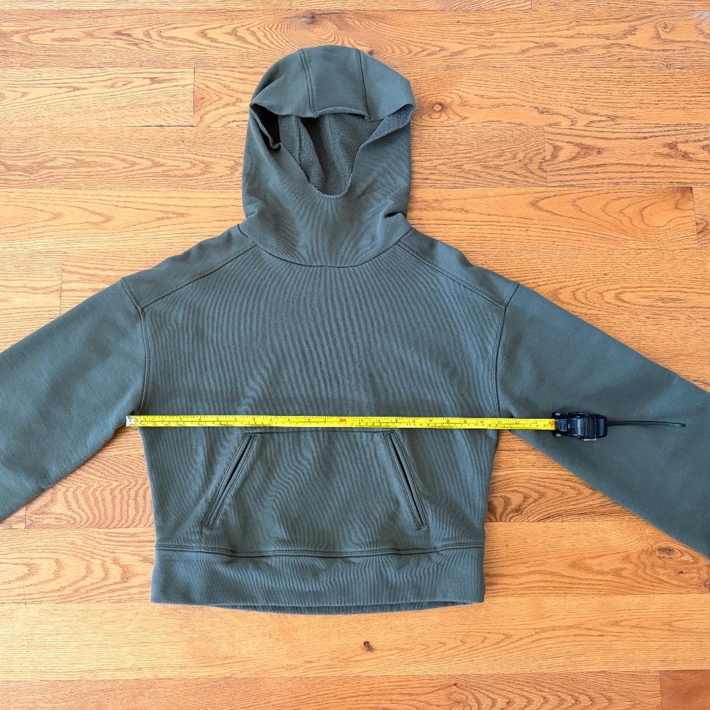 ALO Yoga Oversized Low Key Hoodie with Bell Sleeves in Army Green (Size XS) - Picture 5 of 9